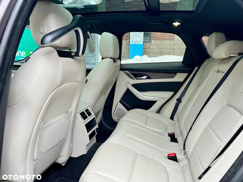 Jaguar F-Pace P400 AWD R-Dynamic S - 5