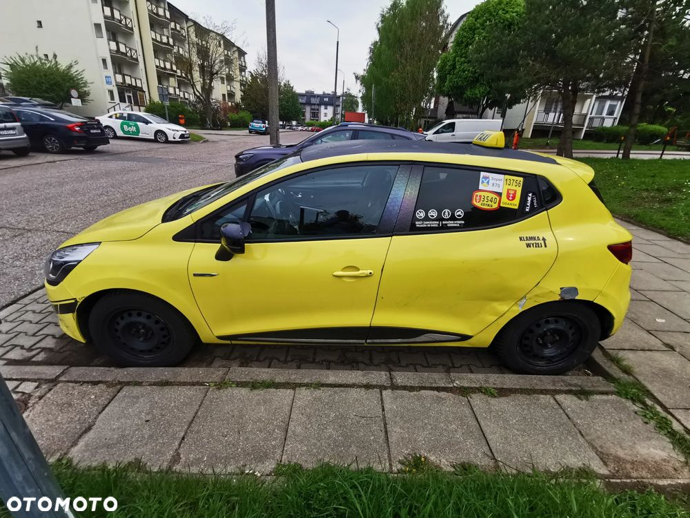 Renault Clio 1.2 16V 75 Experience - 4