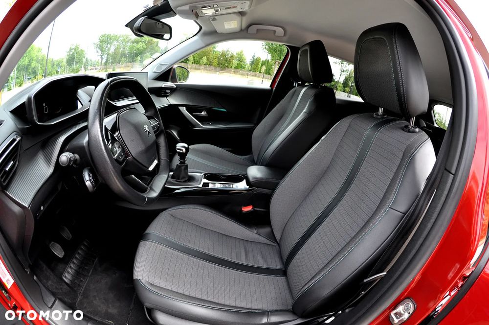 Peugeot 2008 BlueHDi 110 Allure Pack - 16
