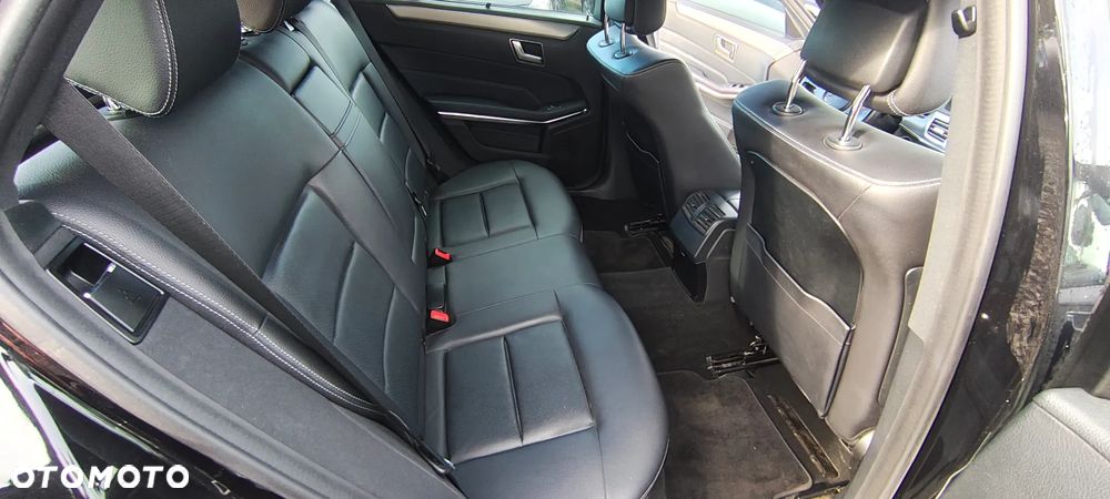 Mercedes-Benz Klasa E 250 Elegance - 20