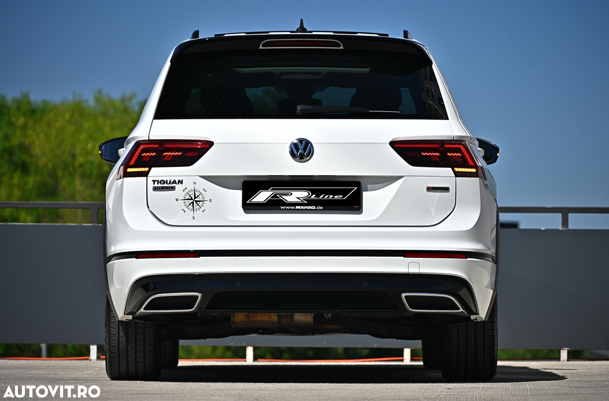 Volkswagen Tiguan Allspace 2.0 TDI 4Mot DSG R-Line - 13