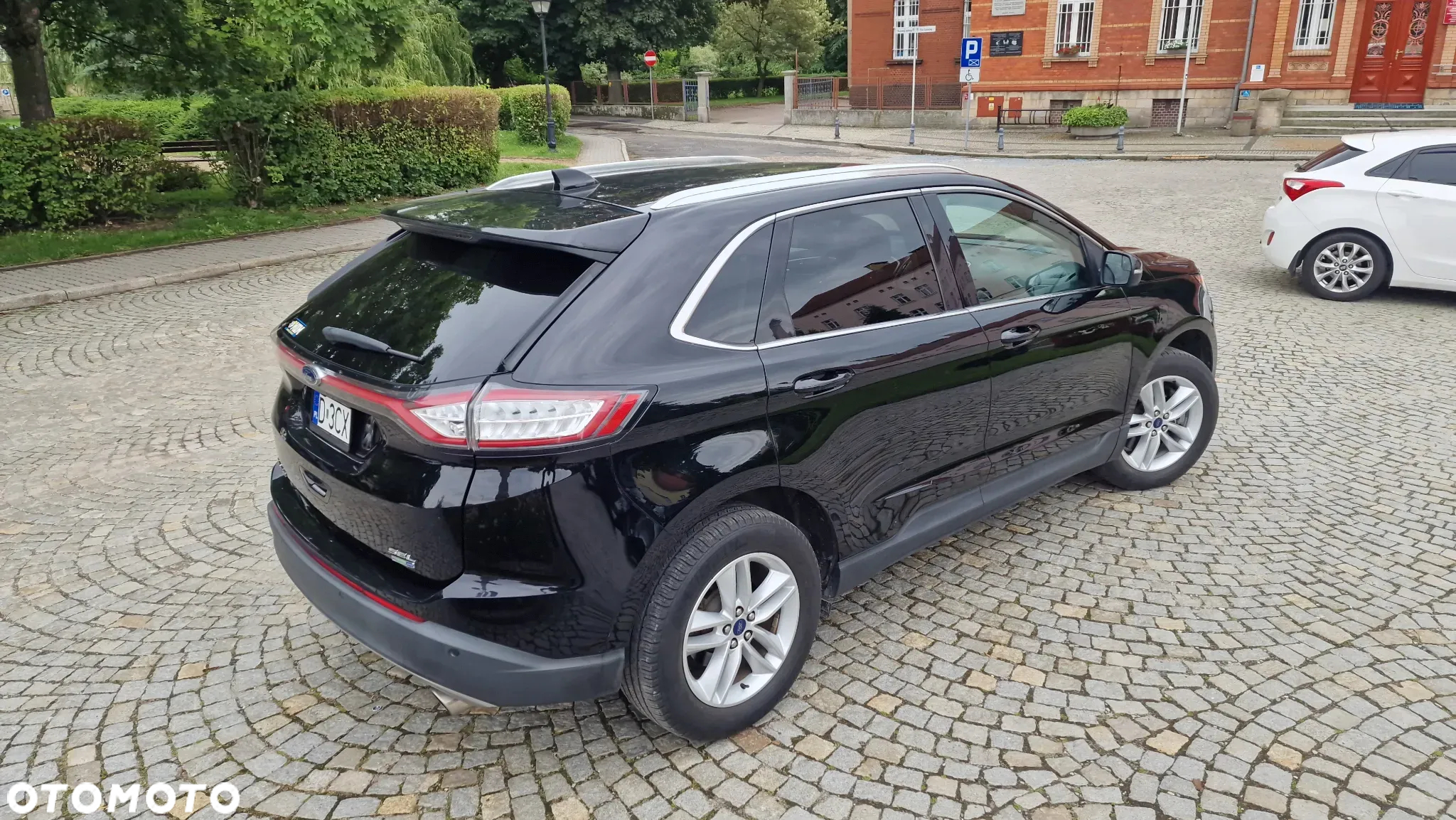 Ford Edge - 9