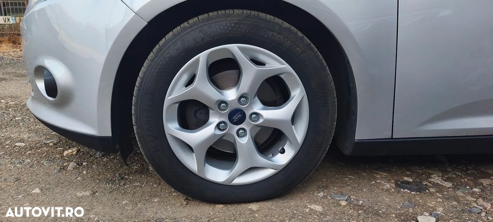 Ford Focus 1.6 TDCI DPF Start-Stopp-System Trend - 36