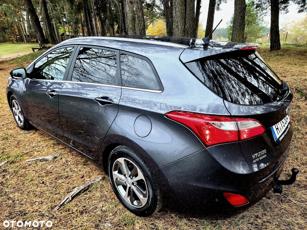 Hyundai i30 1.6 CRDi Premium - 4