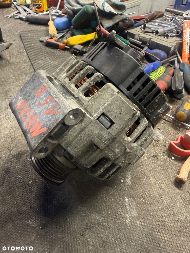 ALTERNATOR Renault 90 A 8200030635 - 2
