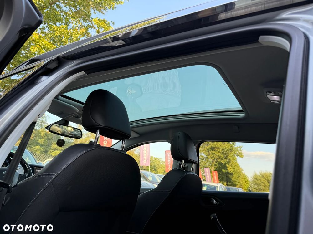 Peugeot 2008 1.2 Pure Tech Allure S&S - 35