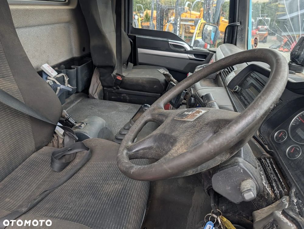 MAN TGM 18.250 4x2 BRAMOWIEC HYVA - 8