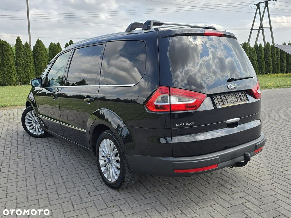 Ford Galaxy - 13
