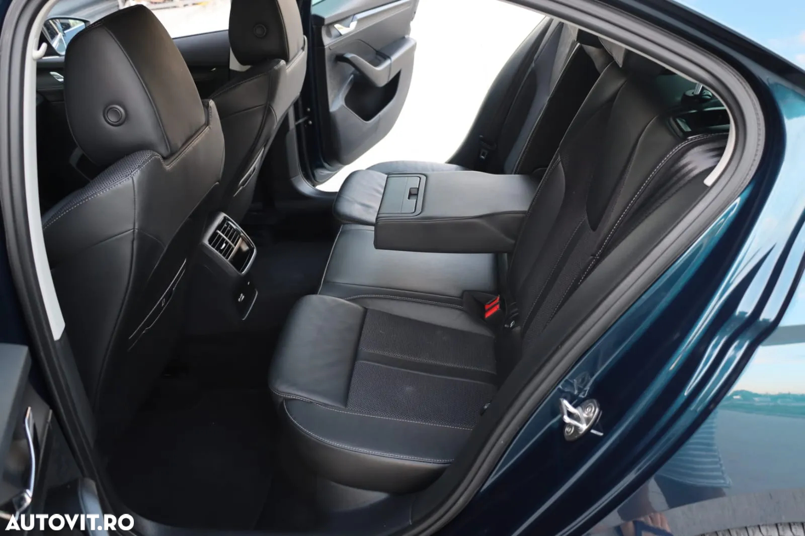 Skoda Octavia 2.0 TDI 150 CP DSG Sportline - 18