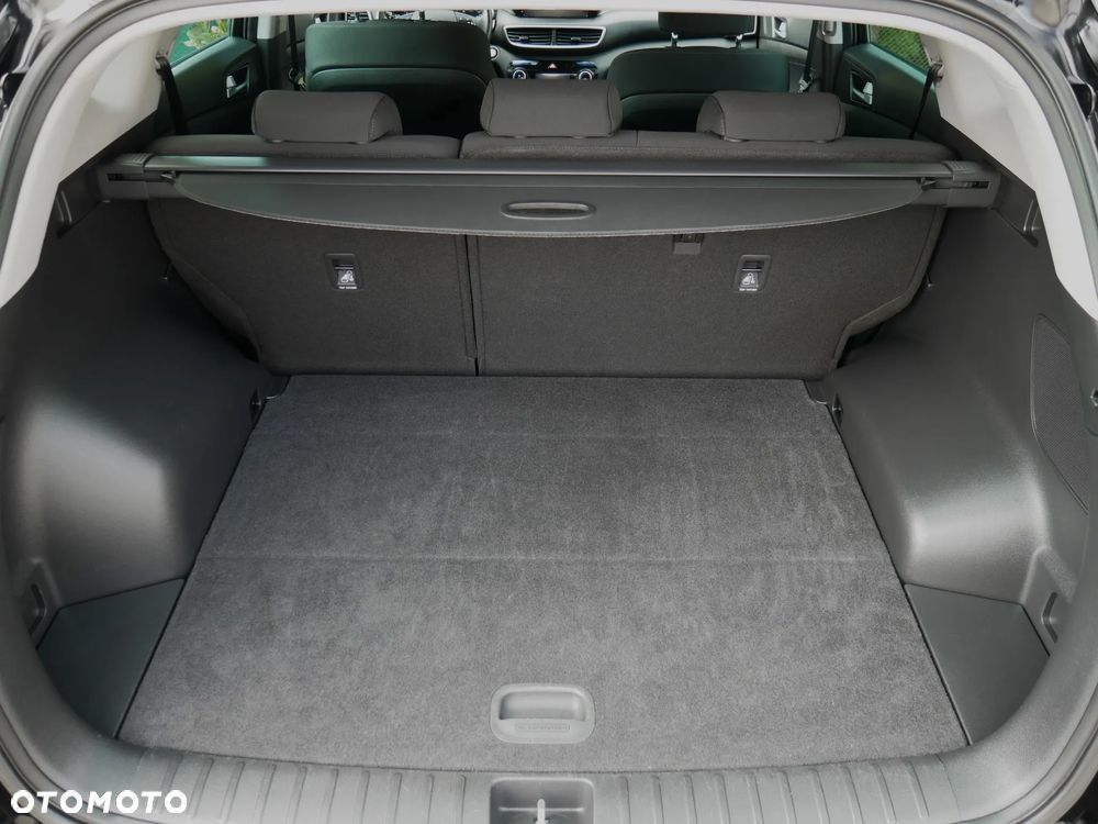 Hyundai Tucson 1.6 GDI BlueDrive Design 2WD - 28