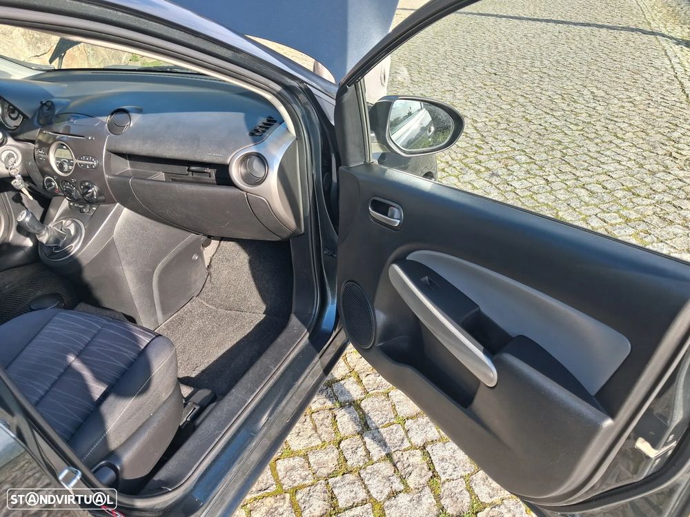 Mazda 2 1.3 MZR Sport - 9