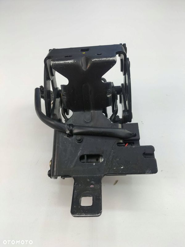 ZAMEK KLAPY TYLNEJ OPEL ASTRA H - 3