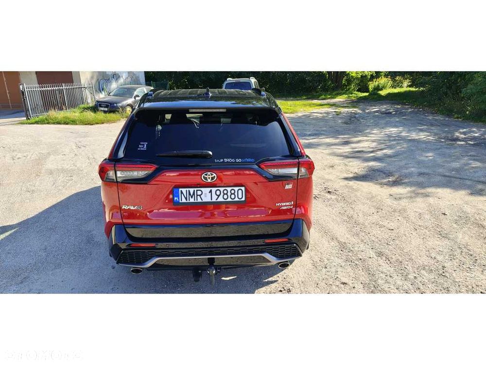 Toyota RAV4 - 8