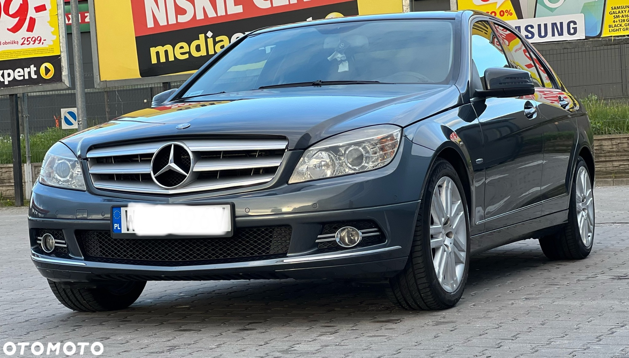 Mercedes-Benz Klasa C 180 CGI Automatik BlueEFFICIENCY Avantgarde - 3