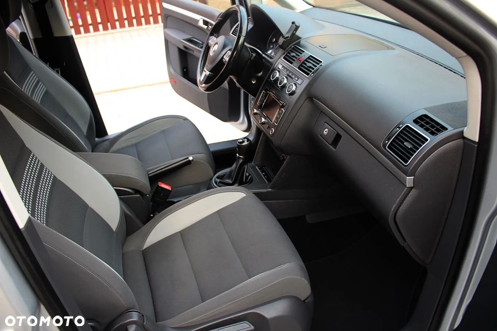 Volkswagen Touran 2.0 TDI DPF Life - 19