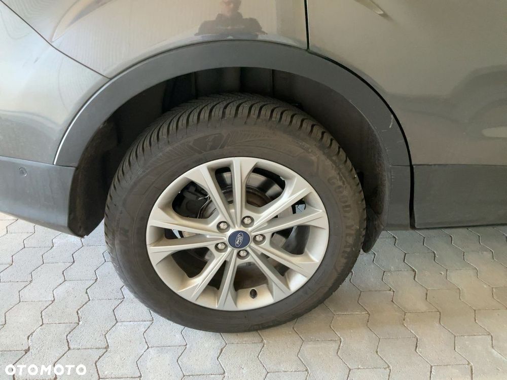 Ford Kuga 2.0 TDCi 4x4 Titanium - 6