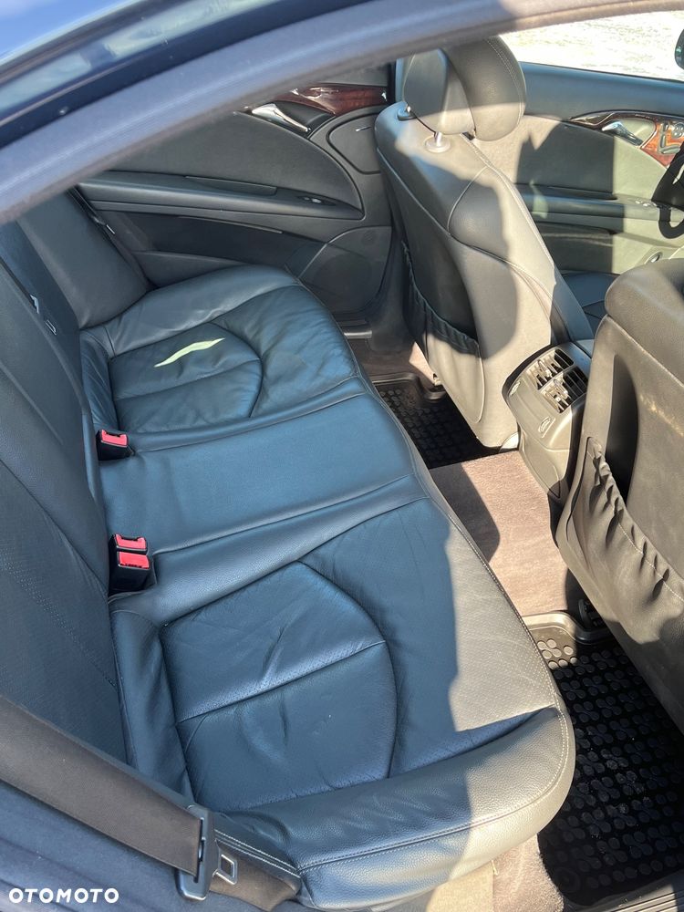 Mercedes-Benz Klasa E 220 CDI Automatik Classic - 21