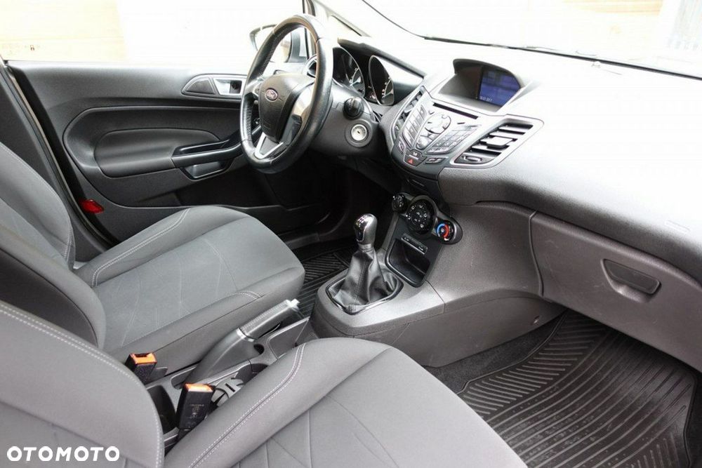 Ford Fiesta - 13