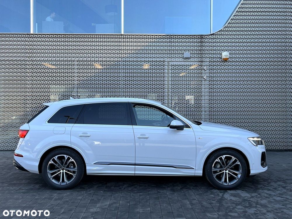 Audi Q7 - 7
