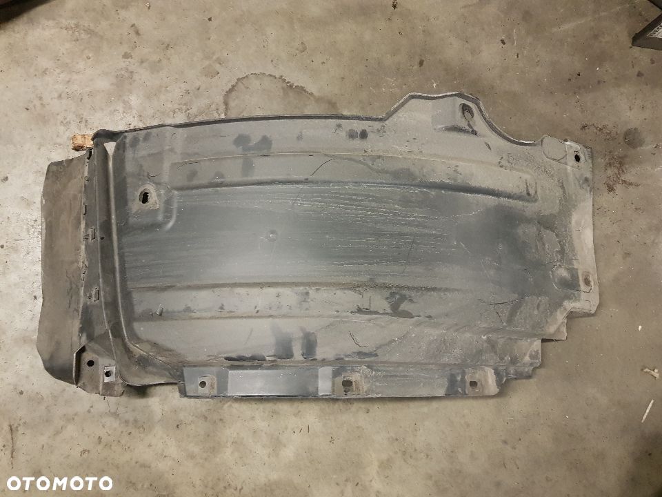 Nadkole lewe błotnik Mercedes Actros MP4 - 1