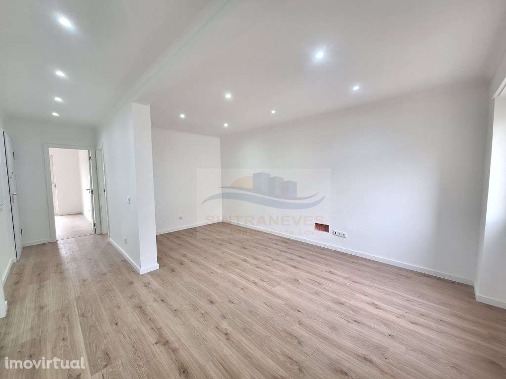 T3 Totalmente remodelado com varanda, Queluz - Grande imagem: 5/27