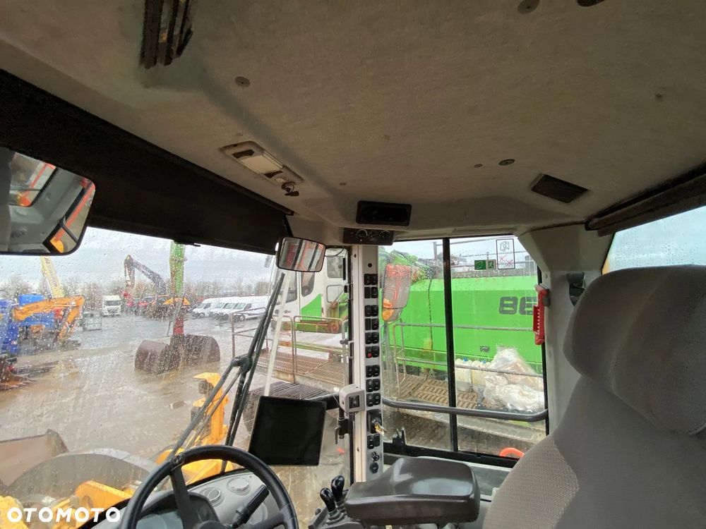 Volvo L260H 2018r - 27