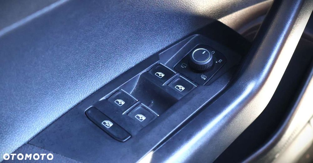 Volkswagen Polo - 27