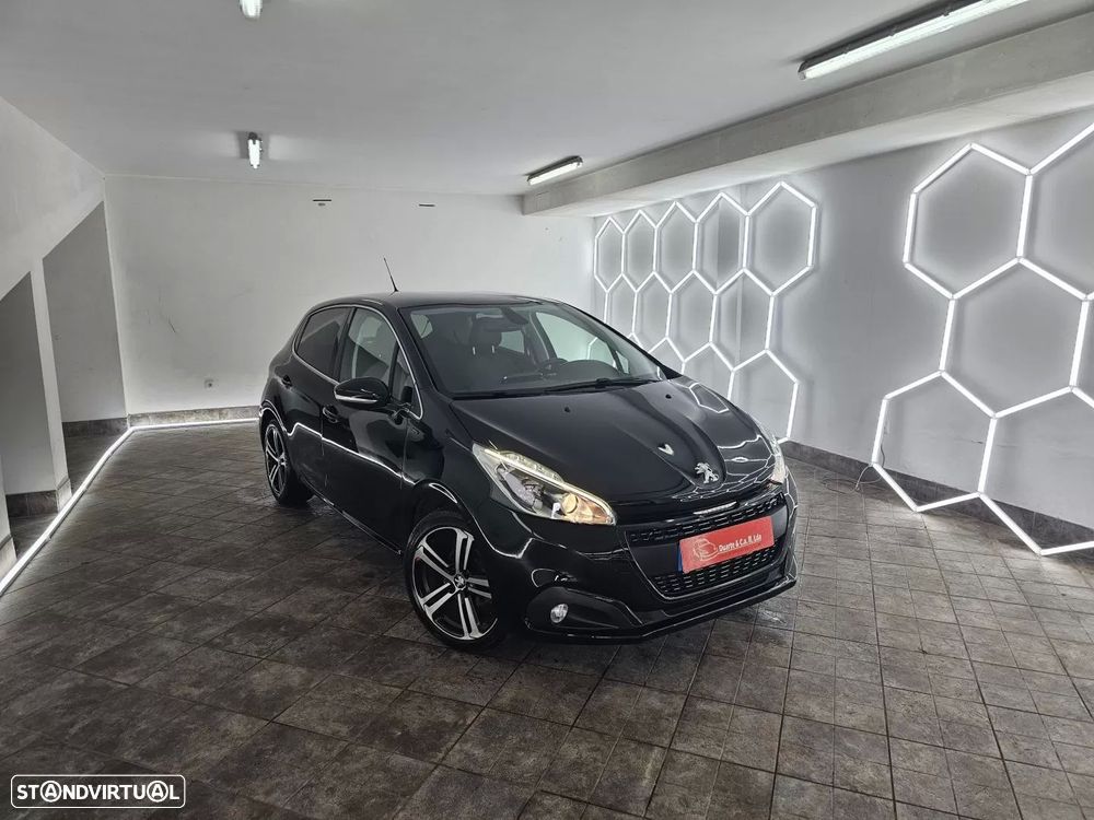 Peugeot 208 1.2 PureTech GT Line EAT6 - 2