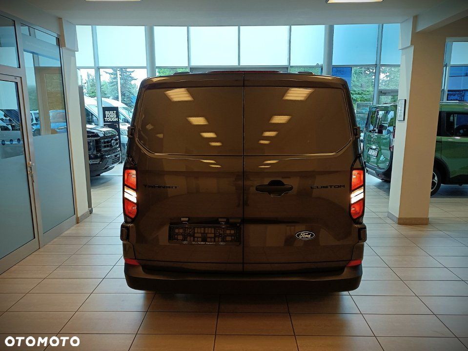 Ford Transit Custom - 5