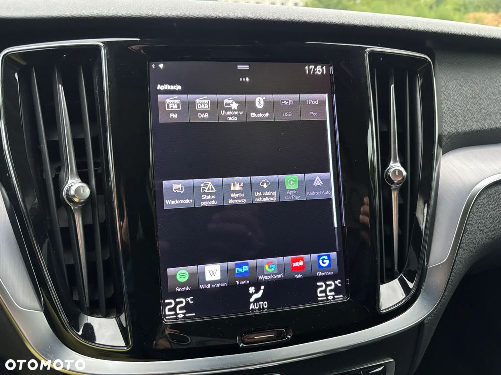 Volvo V60 B4 D Momentum - 20