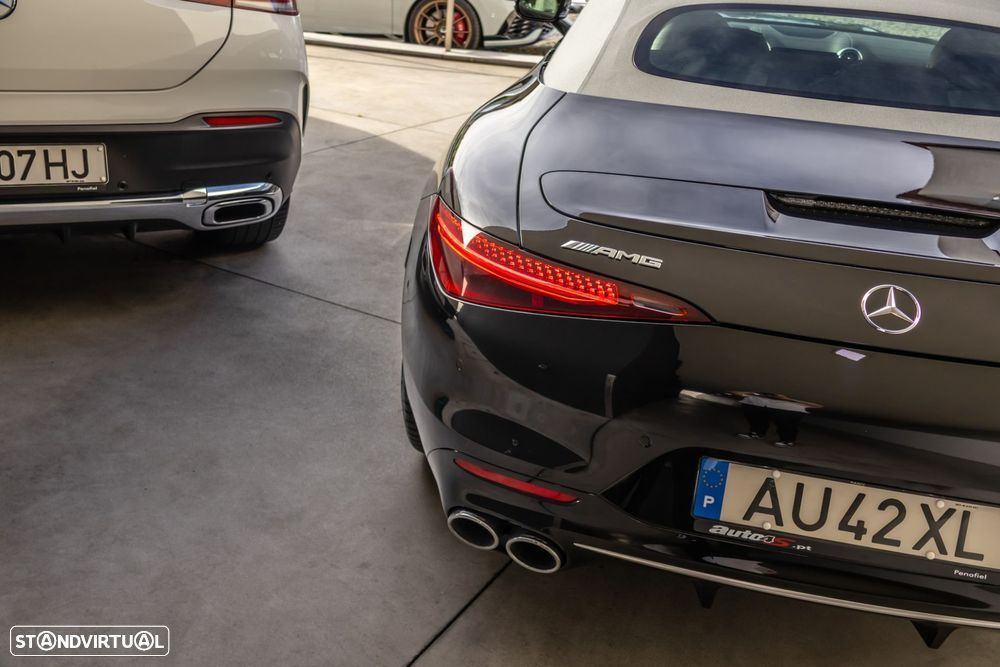 Mercedes-Benz SL 43 AMG - 8