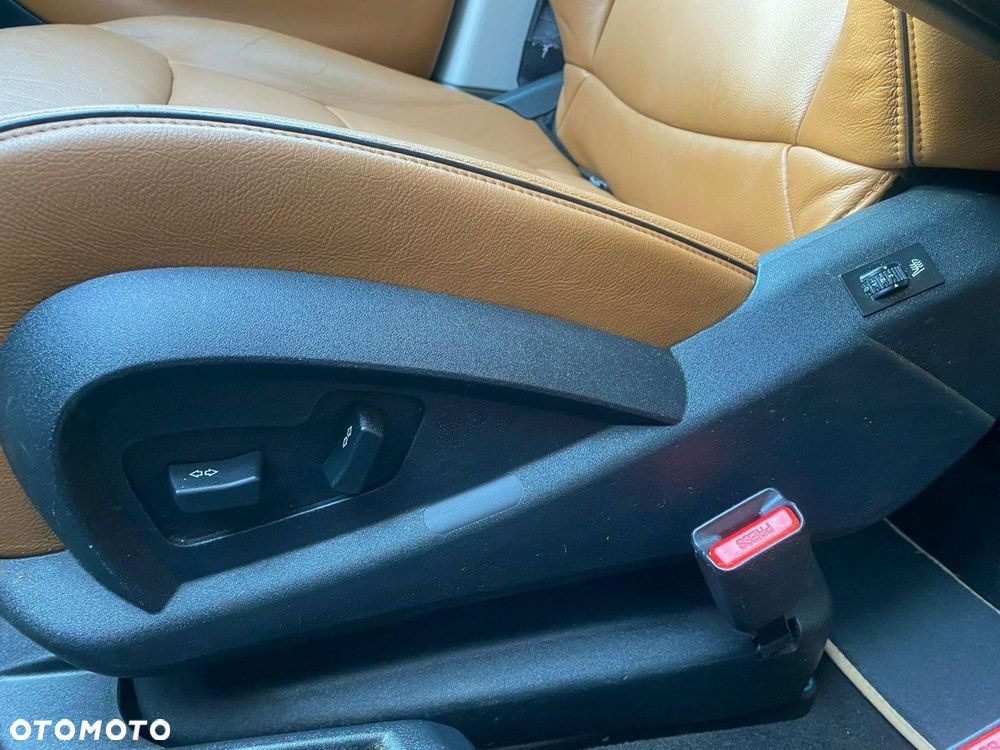 Citroën C4 Picasso 2.0 HDi Equilibre Exclusive Navi MCP - 23