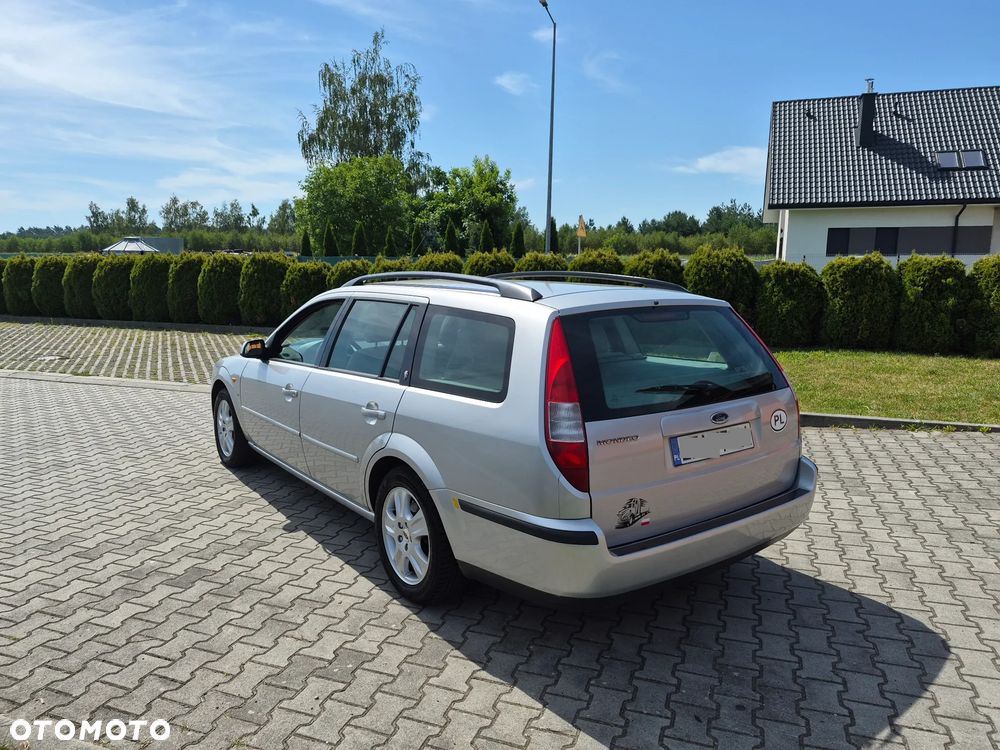 Ford Mondeo 2.5 V6 Ghia X - 3