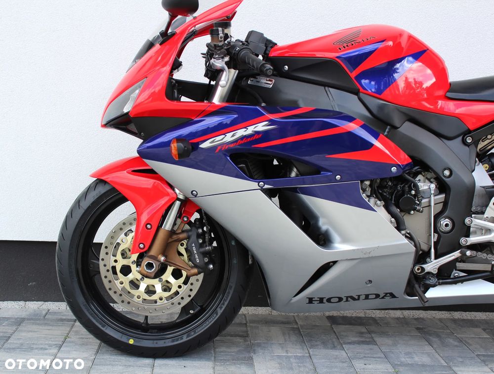 Honda CBR - 7