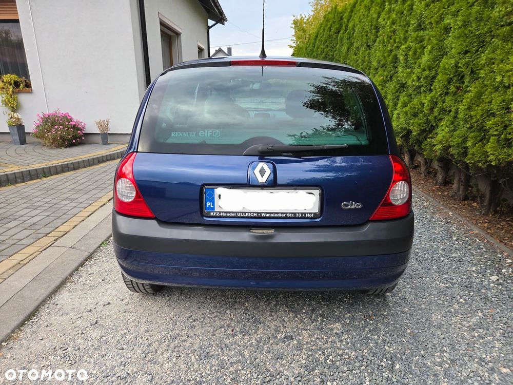 Renault Clio 1.4 16V Privilege - 6