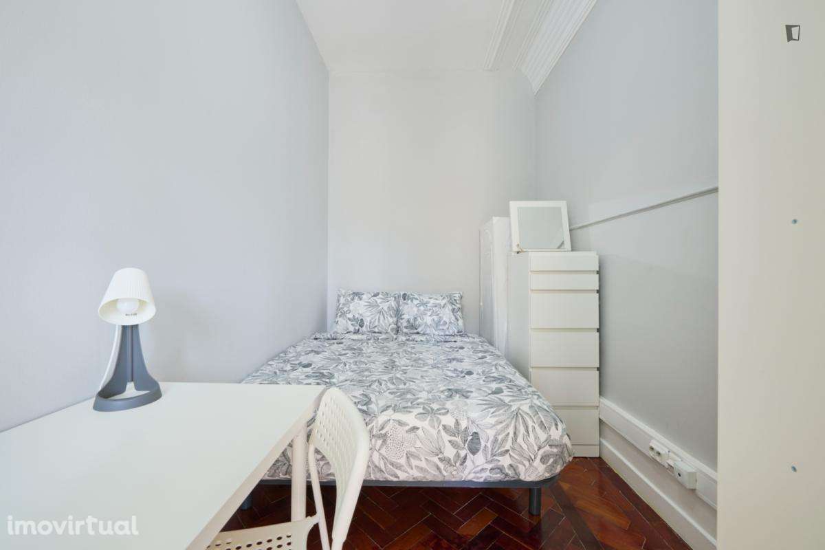 Quarto - localizado em Saldanha Lisbon - Grande imagem: 2/48