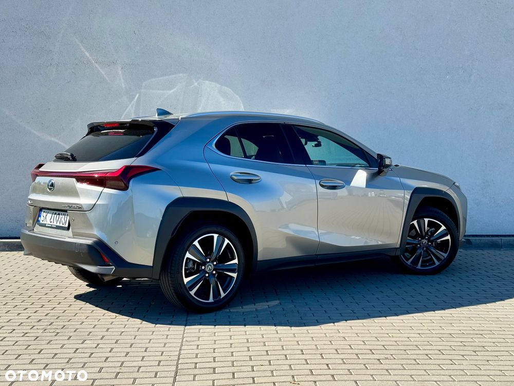 Lexus UX 250h GPF Prestige AWD - 9