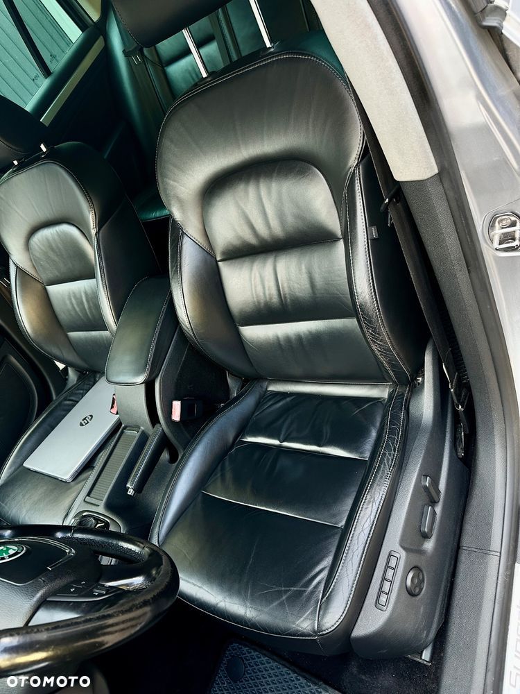 Skoda Superb 2.0 TDI Comfort DSG - 5