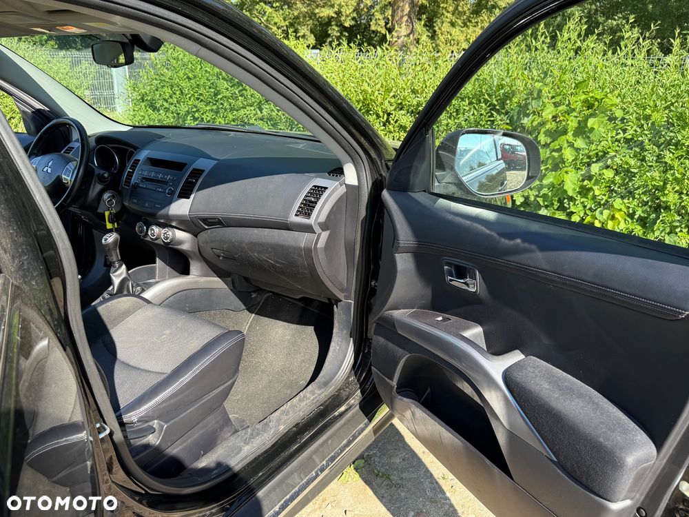 Mitsubishi Outlander 2.0 2WD - 10