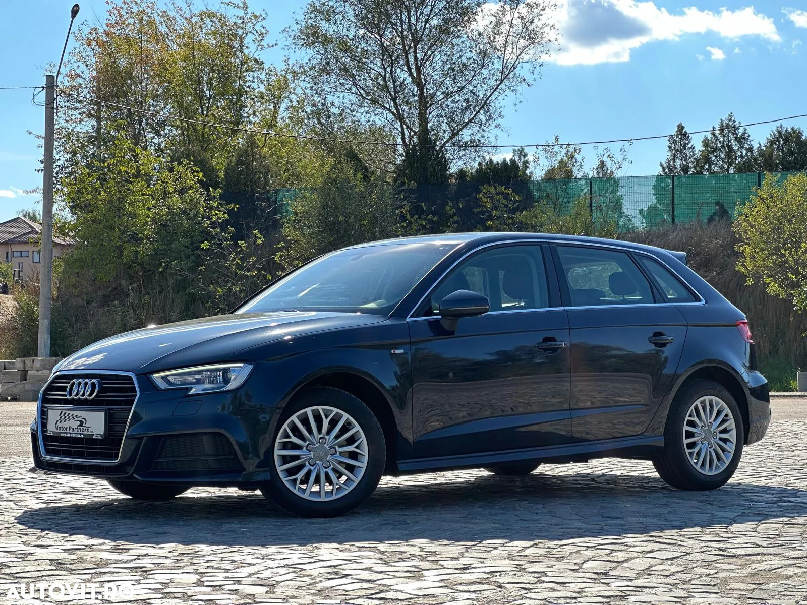 Audi A3 1.6 TDI Sportback S tronic sport - 4