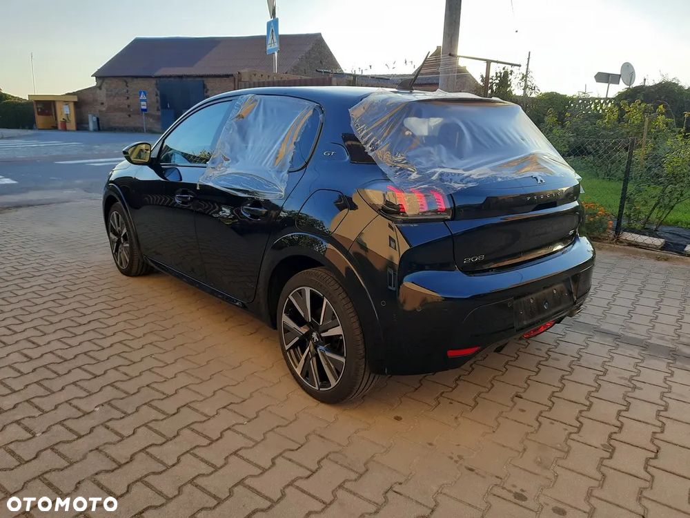 Peugeot 208 PureTech 100 GT - 18
