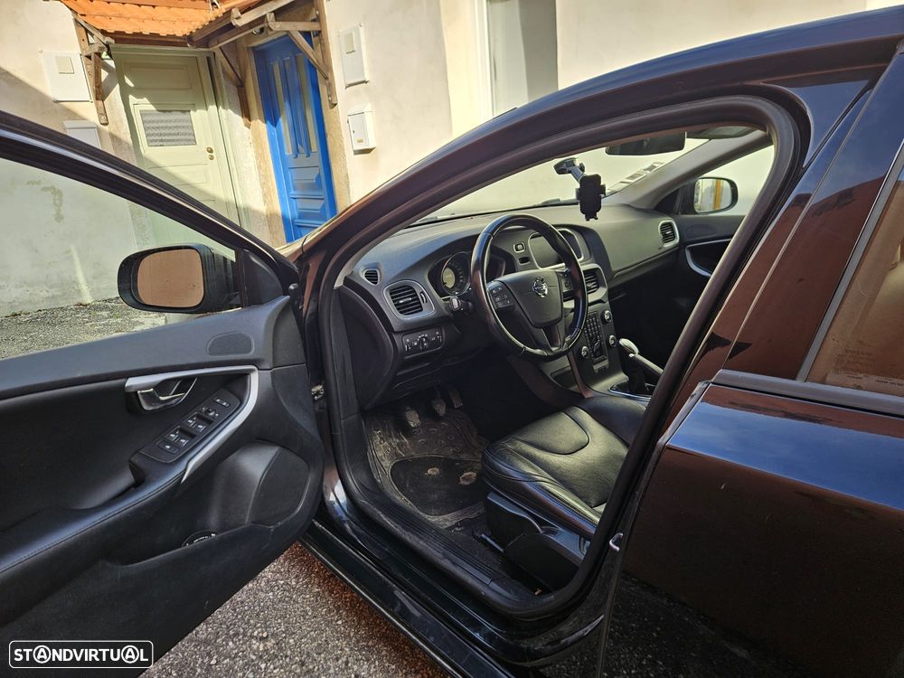 Volvo V40 D2 - 12