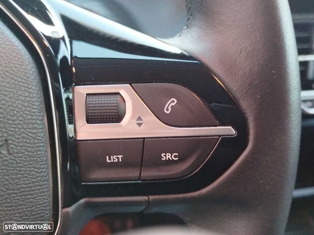 Peugeot 208 1.2 PureTech Active Pack - 14