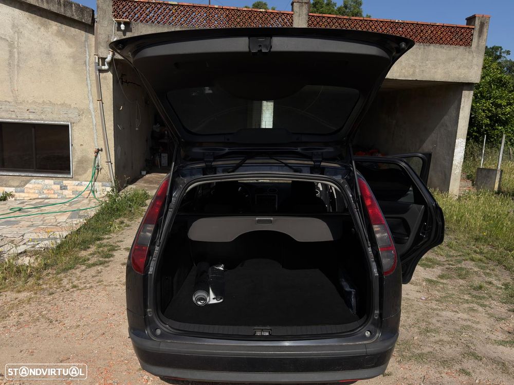 Ford Focus 1.6 TDCi S - 2
