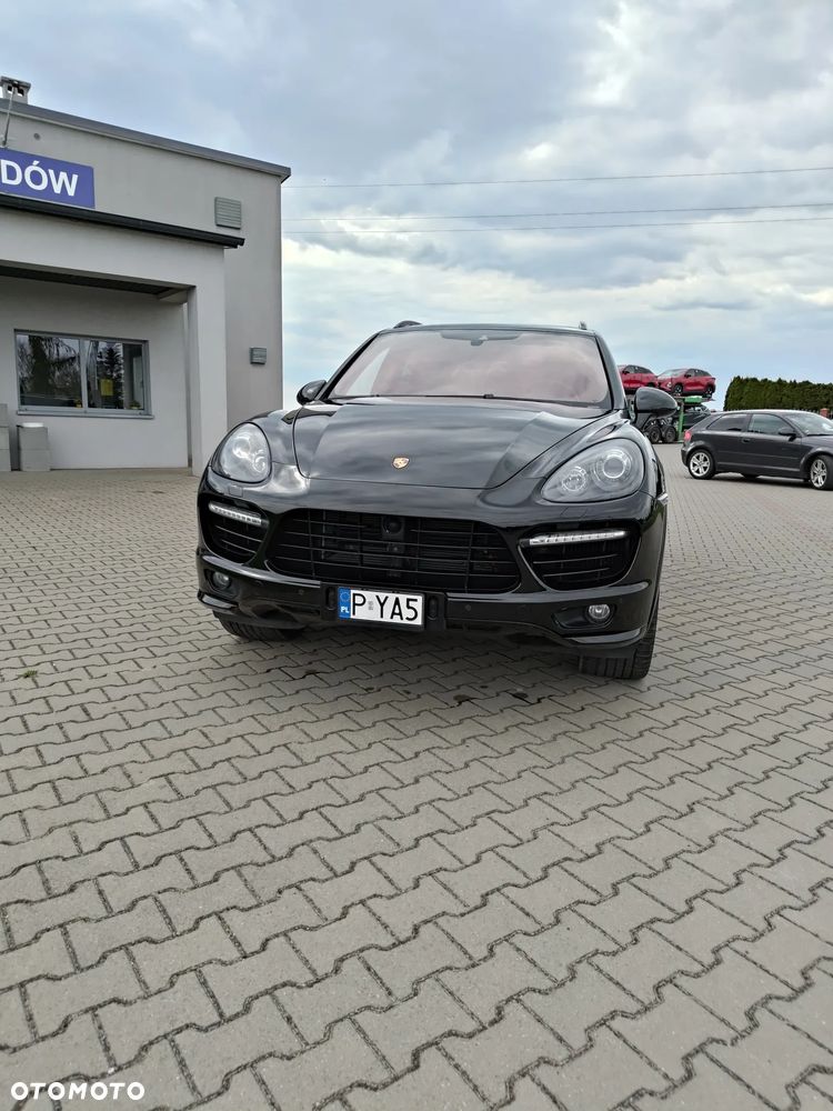 Porsche Cayenne Turbo Tiptronic S - 6