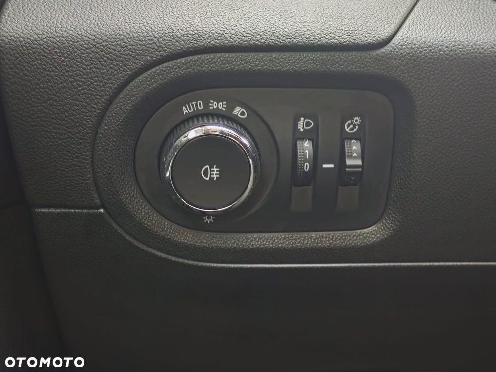 Opel Grandland X 1.2 T GPF Edition S&S - 17