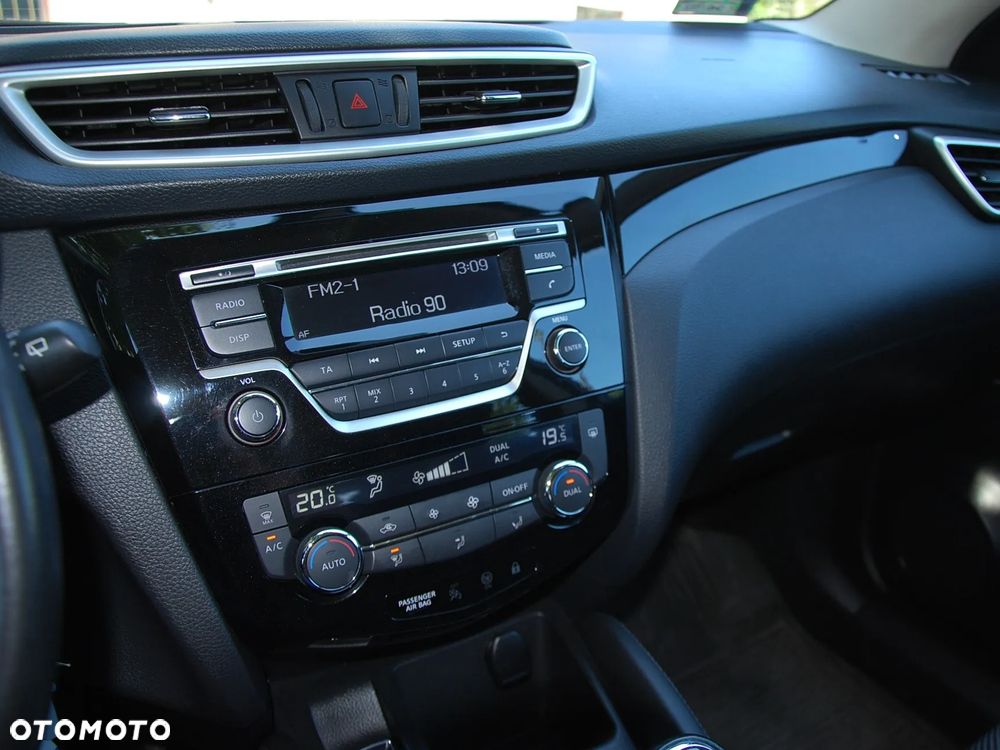 Nissan Qashqai 1.2 DIG-T Acenta - 26