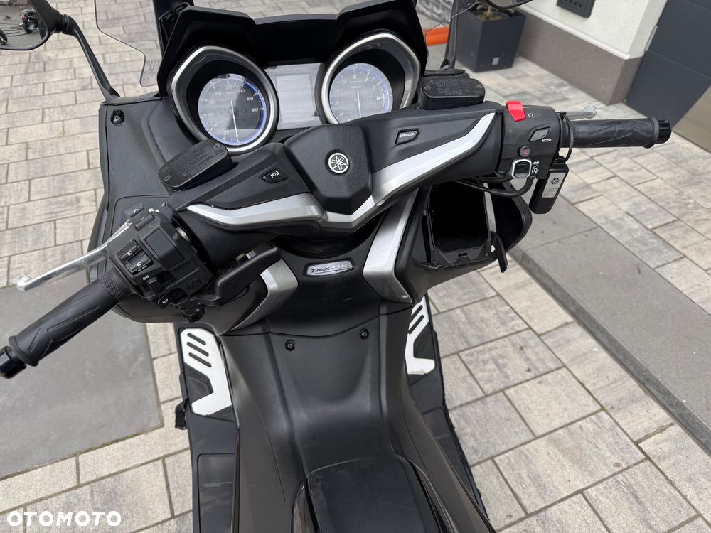 Yamaha Tmax - 6