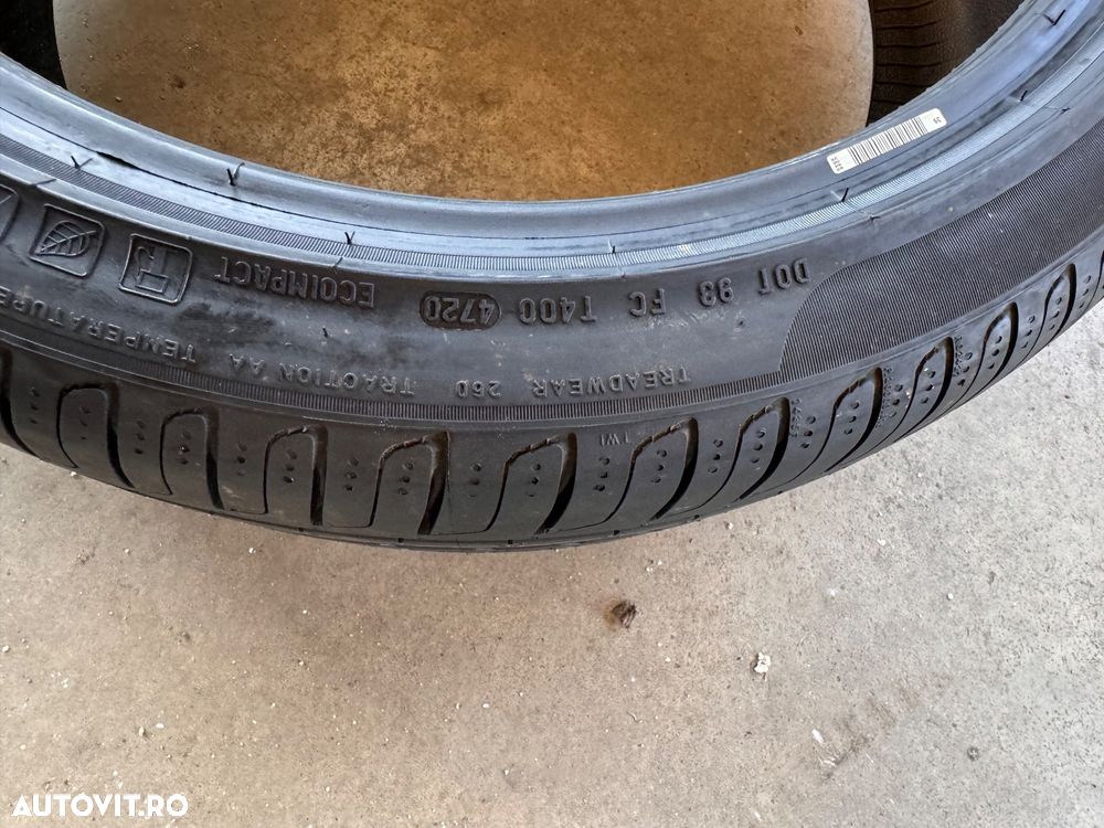 Vând 4 anvelope 235/40/19 Pirelli de vară noi - 4