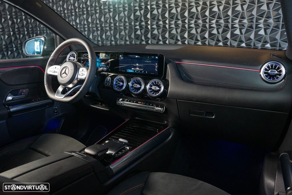 Mercedes-Benz GLA 180 d AMG Line - 20